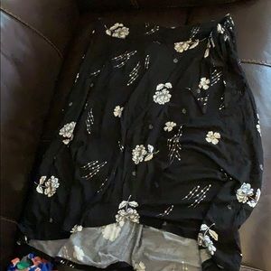 BUNDLE 3 FOR $15 Maurices wrap skirt